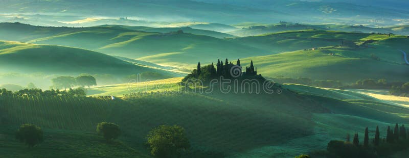 Farmhouse in Tuscany on a early morning in spring